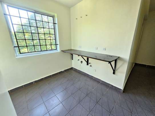 4 Bed Apartment with En Suite in Rhapta Road image 17