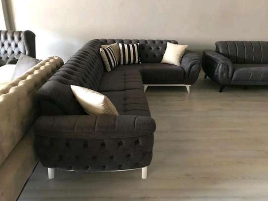 Modern five seater chesterfield L shaped sofa set image 1