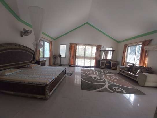 7 Bed House with En Suite at Nyali image 23