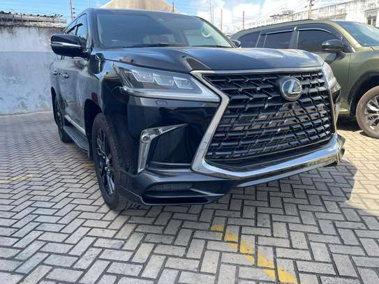 Lexux LX450d sport image 13