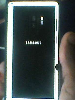 Samsung s9i image 1