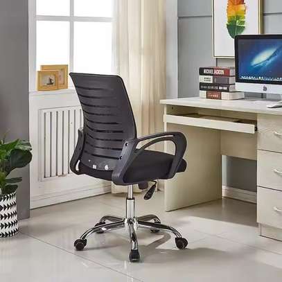 Affordable Mesh Fabric Office Chair –Mid-Back Task Chair image 1