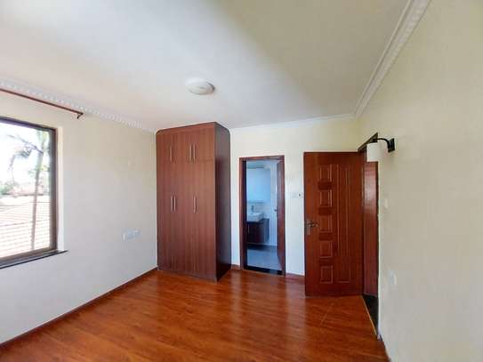 4 Bed Townhouse with Staff Quarters in Lavington image 14