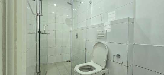 3 Bed Apartment with En Suite in Runda image 16