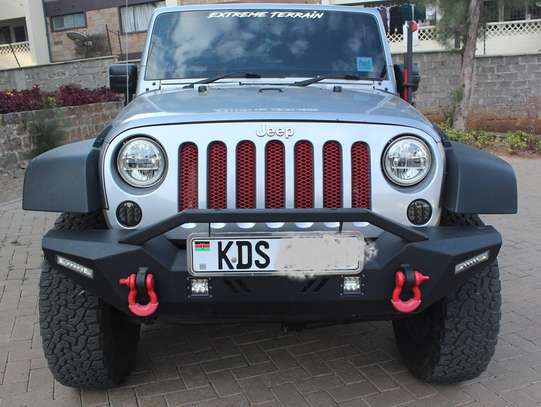 Jeep Wrangler Unlimited Sahara 2017 image 1