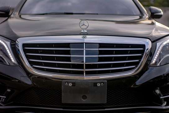 Mercedes Benz S550 image 1