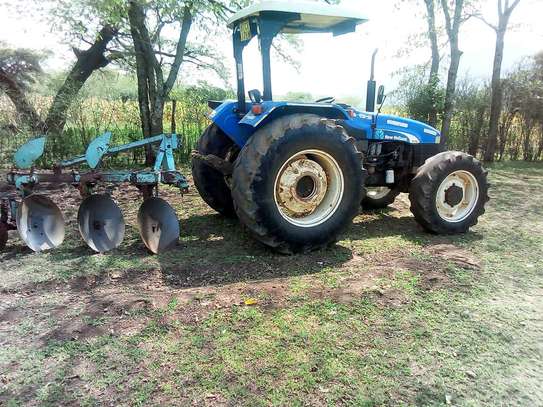New Holland TT75 tractor image 3