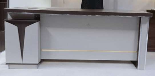 Office Desk; Professional 2000mm Managerial Office Desk image 1