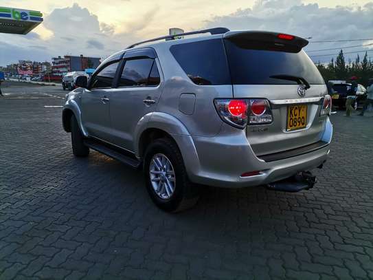 Toyota Fortuner 2013 Silver image 7