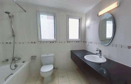 4 Bed House with En Suite at Muthaiga image 27