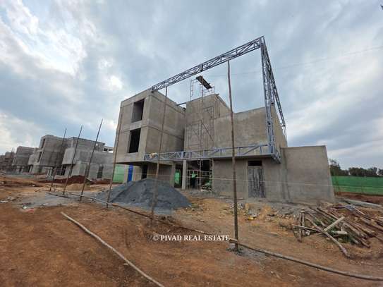 5 Bed House with En Suite in Karen image 3