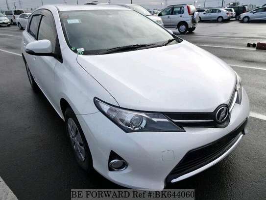 AURIS TOYOTA (MKOPO ACCEPTED) image 2