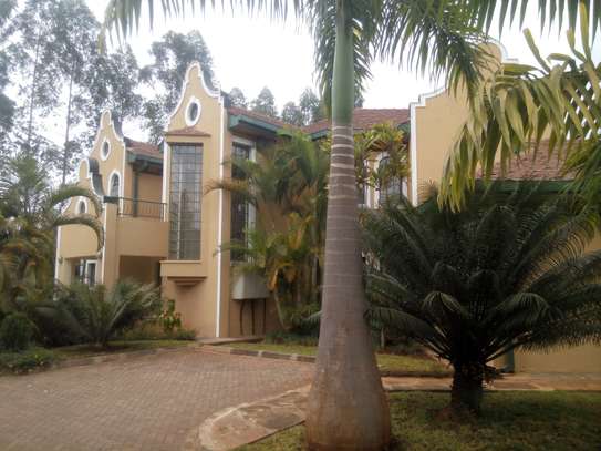 5 Bed Townhouse with En Suite at Runda Mimosa image 2