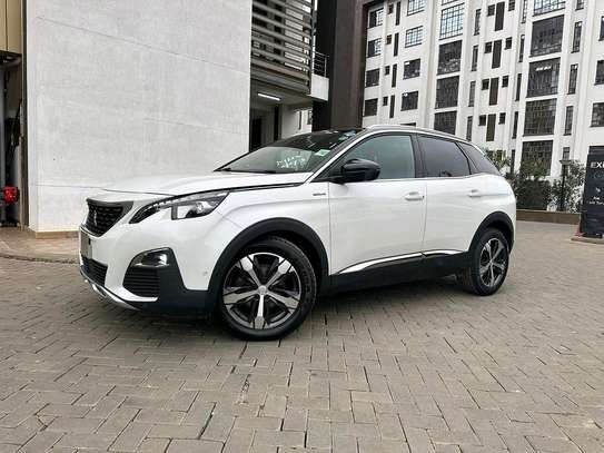 2017 Peugeot 3008 with sunroof image 1