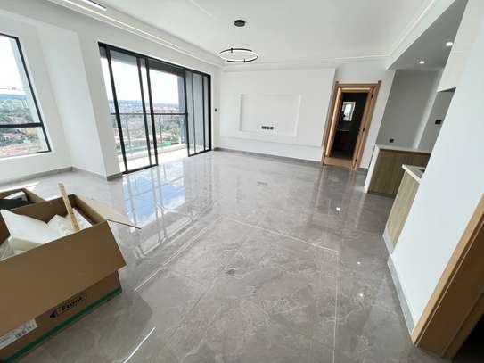 2 Bed Apartment with En Suite in Lavington image 5