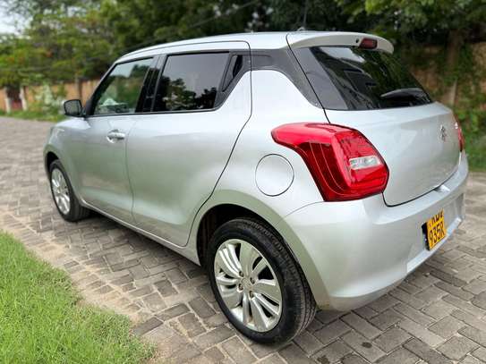 Suzuki swift image 4