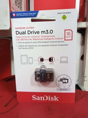 Sandisk 16GB USB 3.0 OTG Drive image 1