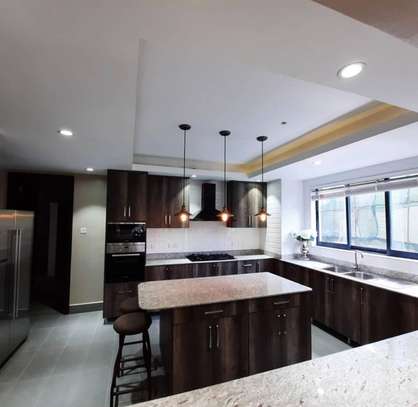 4 Bed Apartment with En Suite in Lavington image 3