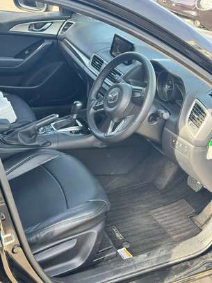 Mazda Axela sportd 2018 image 4