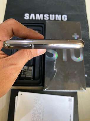 Samsung S10+ black 512gb image 1