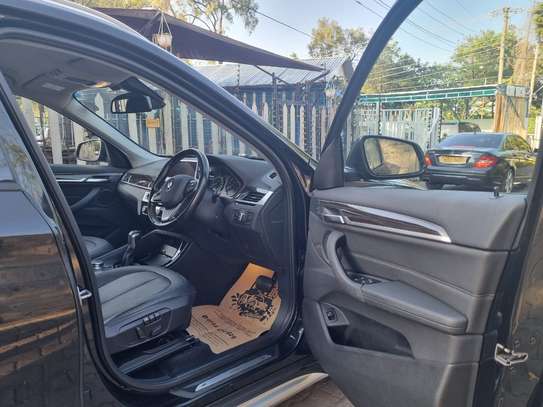 BMW X1 2017 Black image 6