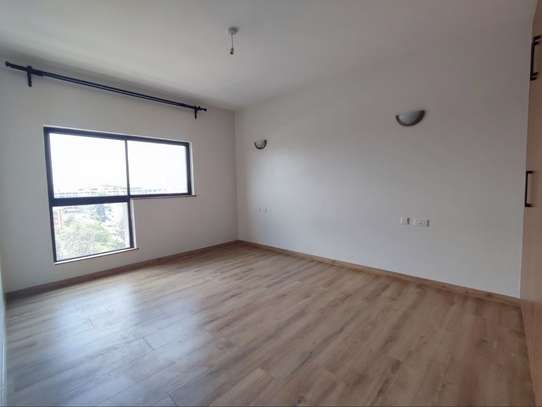 3 Bed Apartment with En Suite in Kilimani image 13