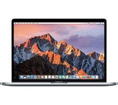 Macbook Pro 2018 15.4 i7 16gb 512 with touchbar 4gb graphics image 3