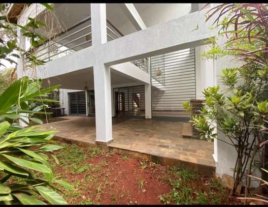 4 Bed Townhouse with En Suite in Lavington image 26