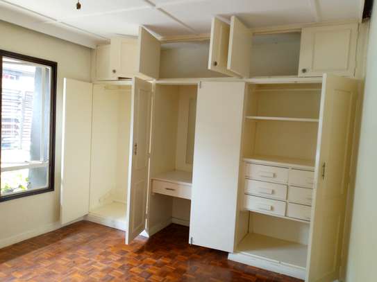 4 Bed Townhouse with En Suite at Kileleshwa image 15