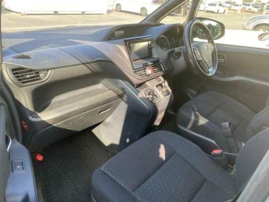 VOXY HYBRID 2015 (MKOPO/HIRE PURCHASE ACCEPTED) image 2