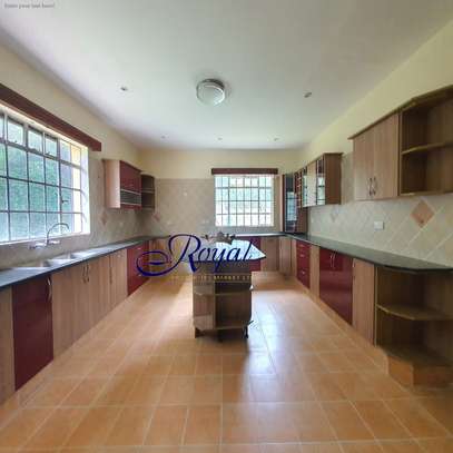 4 bedroom townhouse for rent in Loresho image 4