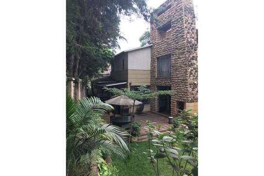 4 Bed Townhouse with Garden in Lavington image 14