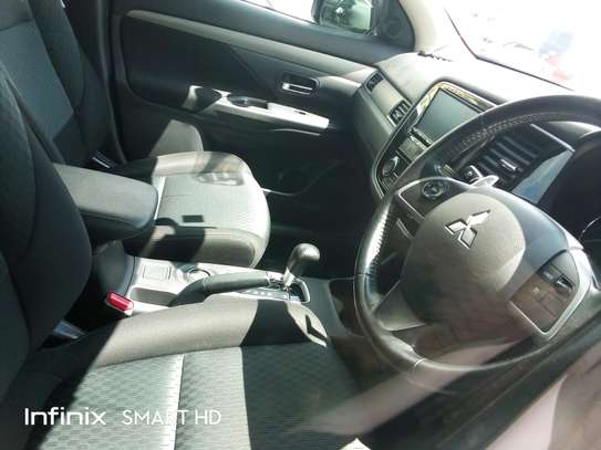 Mitsubishi outlander model 2015 image 6