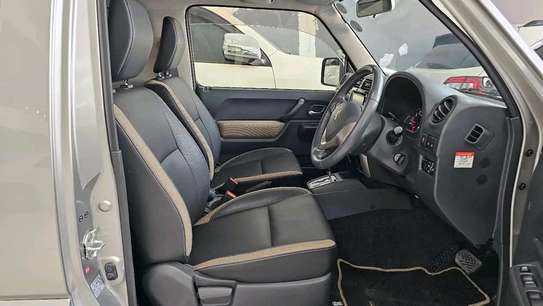 Suzuki Jimny auto Petrol 4x4 1300cc 2018 image 10