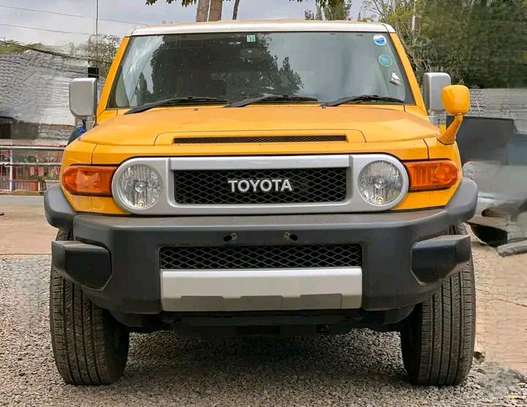 2015 Toyota FJ cruiser selling in Kenya image 10