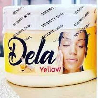 Dela yellow Lightening cream image 3