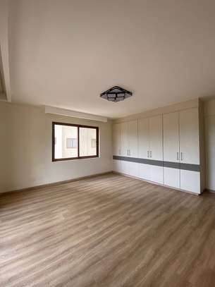 3 Bed Apartment with En Suite in Kileleshwa image 6