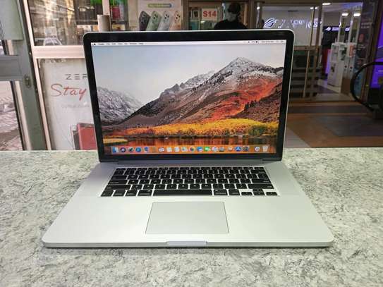 MacBook Pro Retina, 15 - Mid 2015 image 2