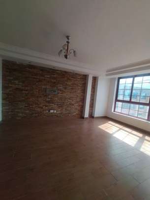 3 Bed Apartment with En Suite in Kilimani image 1