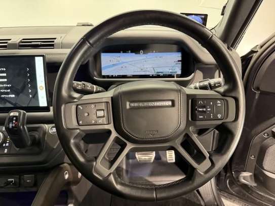 2022 LAND ROVER DEFENDER 110X D300 image 3