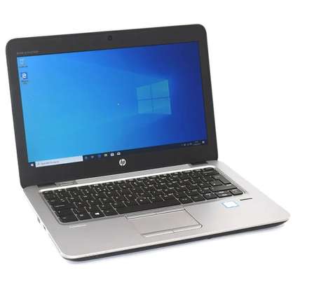 HP EliteBook 820 G4 Touchscreen Intel Core i5-7th gen 2.6GHz image 2