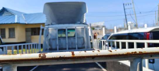 Mitsubishi Fuso canter manual diesel 2017 image 8