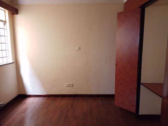 4 bedroom townhouse for rent in Kileleshwa image 4