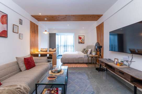 Furnished 1 Bed Apartment with En Suite in Riverside image 1