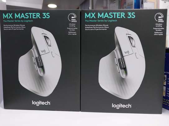 Logitech MX Master 3S Wireless Mouse (Pale Grey) image 3