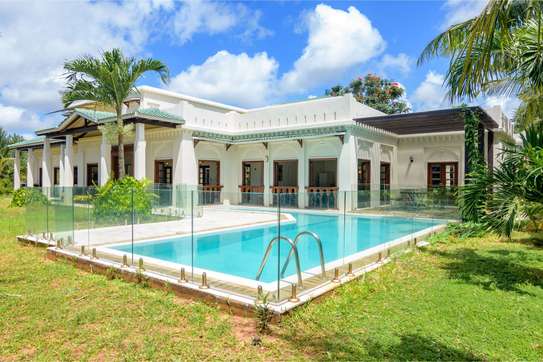 4 Bed House with Swimming Pool in Vipingo image 1