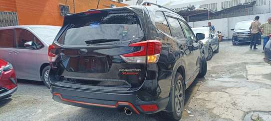 Subaru Forester X-break 2018 Black image 12