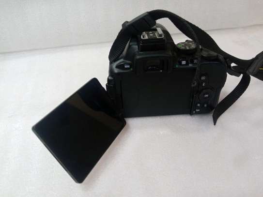 Nikon d5600 with 18-55mm lens image 2