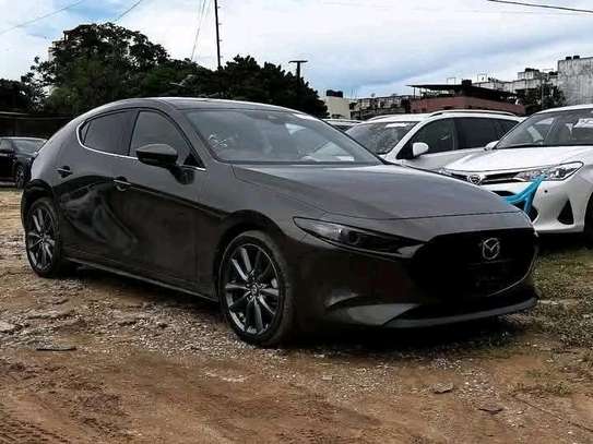 MAZDA 3 image 2