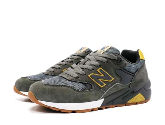 New balance sneakers image 1